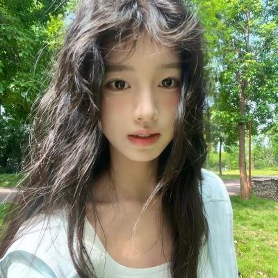 狂舞小天后海报