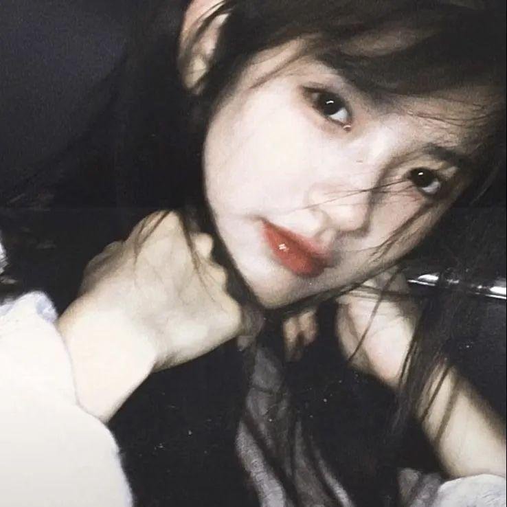 威乐比这一家海报